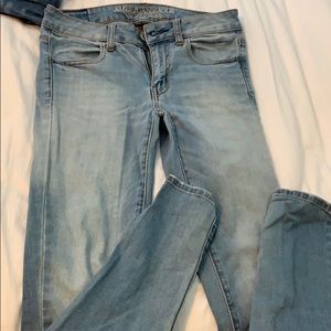 American eagle light wash skinny jeans
